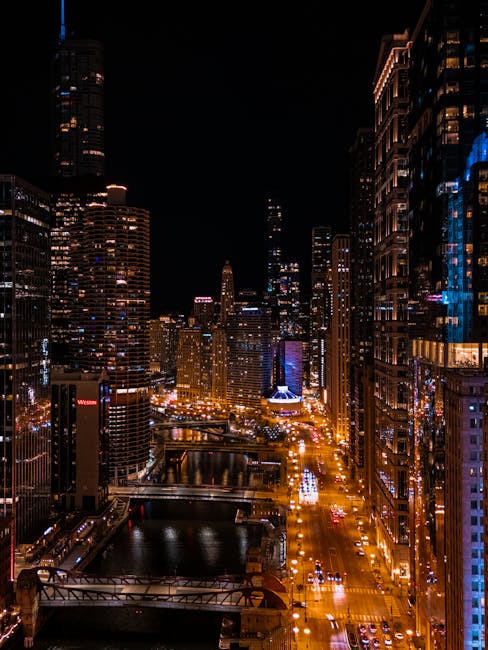City Architecture - Illuminated cityscape of downtown Chicago at nig #31931302